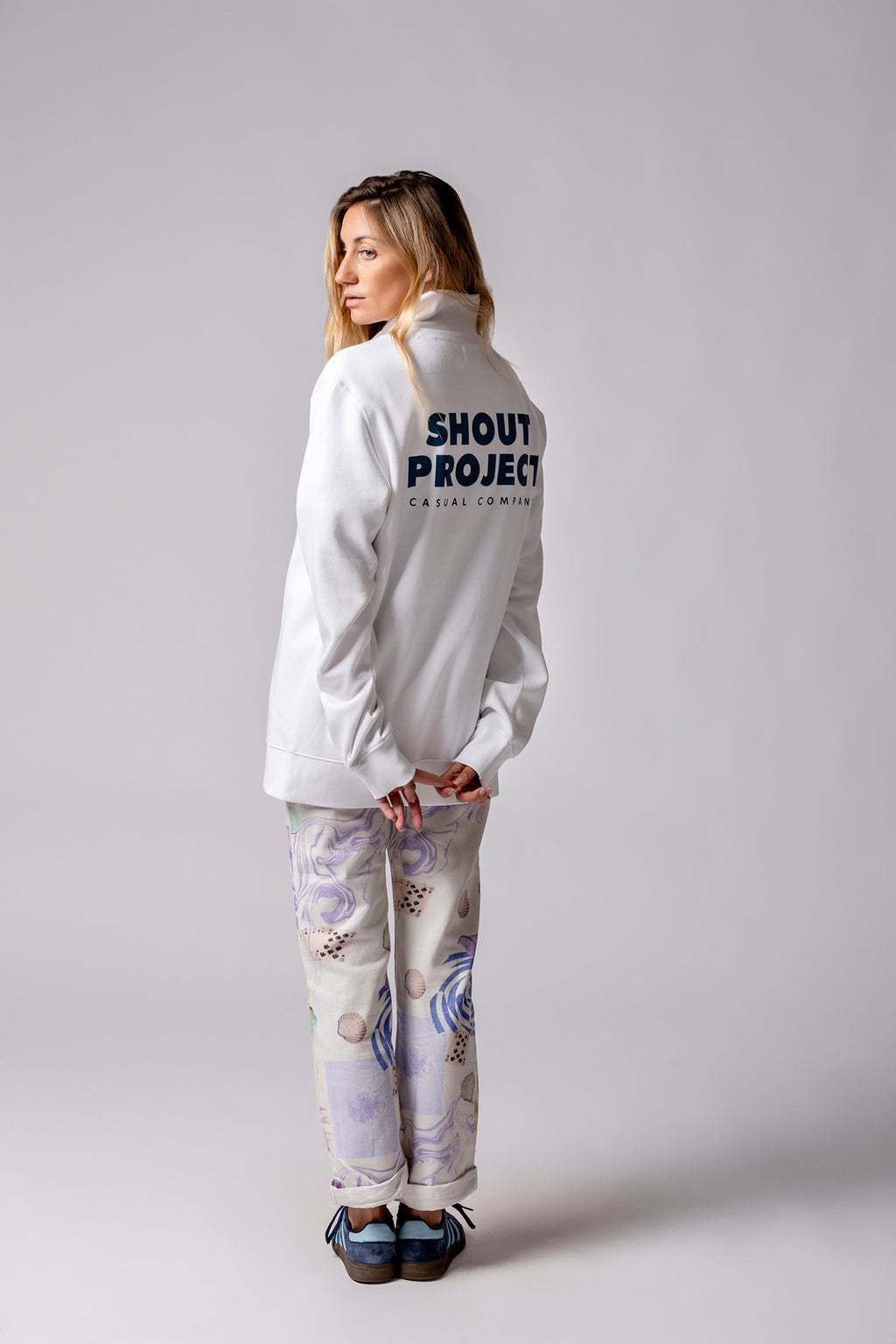 White Blue Zipper